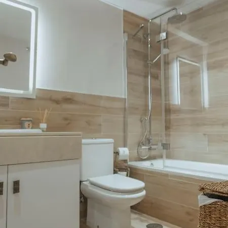 Apartment Residencial Lorcrimar *