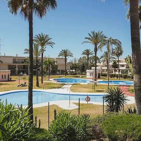 Residencial Lorcrimar Apartment